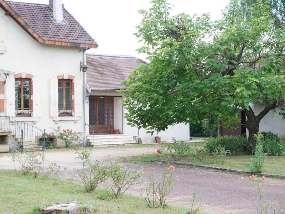 Maison Au Calme Avec Jardin A 5 Min De Tournus Cuisery Exterior photo